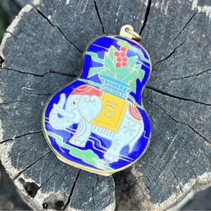 Vintage Cloisonné Double-Sided Puff Pendant – Excellent Condition